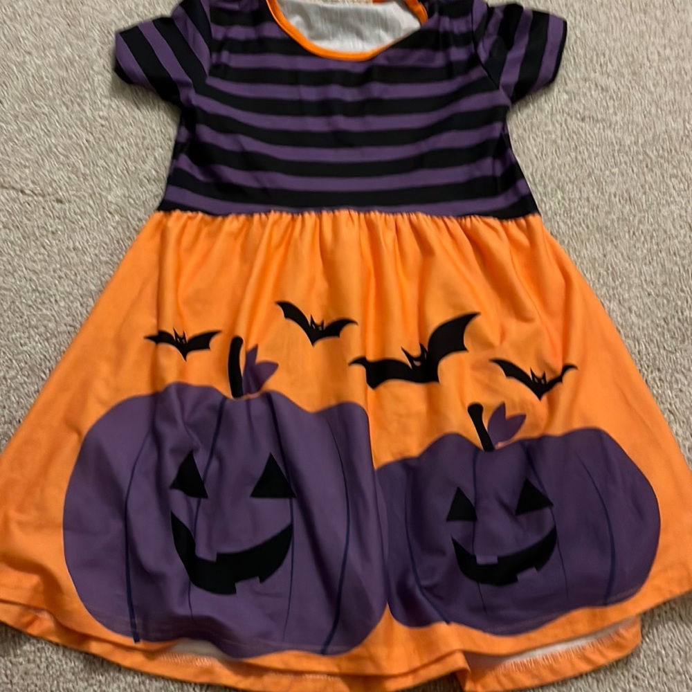 Gil’s Halloween dress size 7